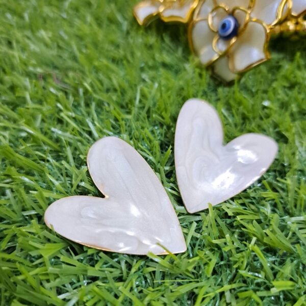 Marble Heart Love Stud Earrings - White - Image 2