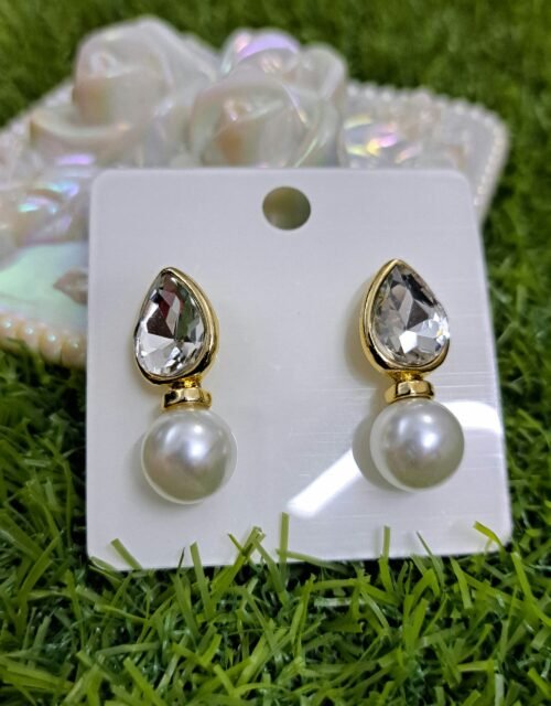 Trendy Pearl Drop Earrings