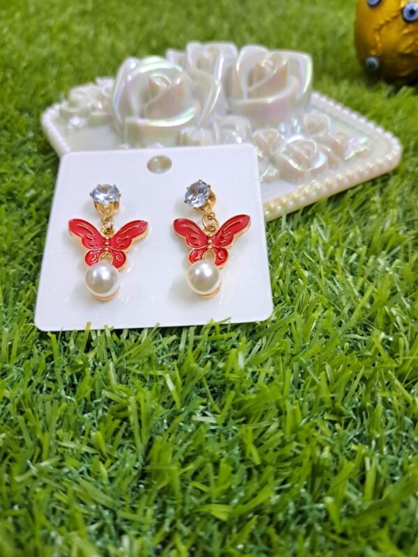 Elegant Butterfly Stud Earrings - Pink - Image 2