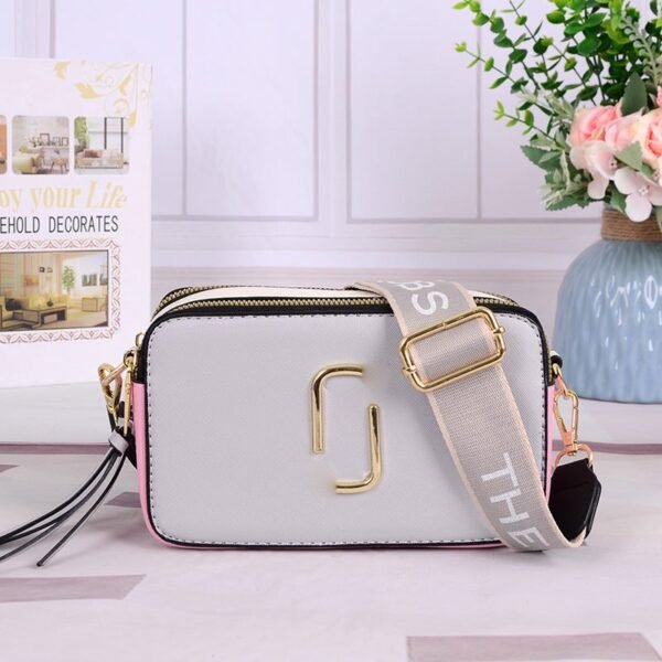 Premium Women’s Crossbody Bag - Elegant Design with Adjustable Strap - Grey