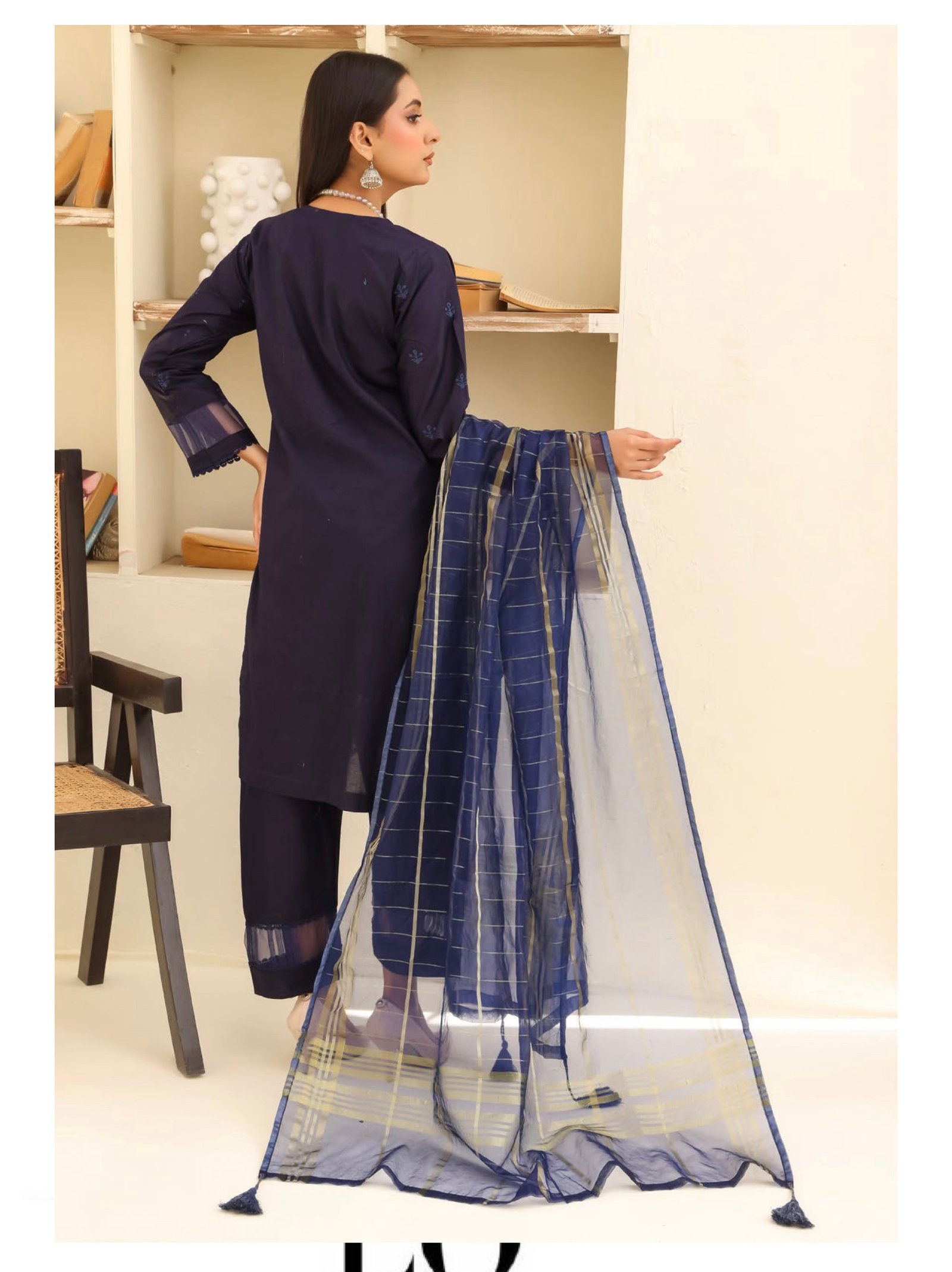 BAU-G Stitched 3 Piece Embroidered Chickankari Collection - D07 - Image 3