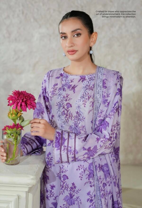 PREMIUM MISHAAL by Gull Jee – DIGITAL PRINTED EMBROIDERED 3 PIECE EDIT’25 – D08 - Image 3