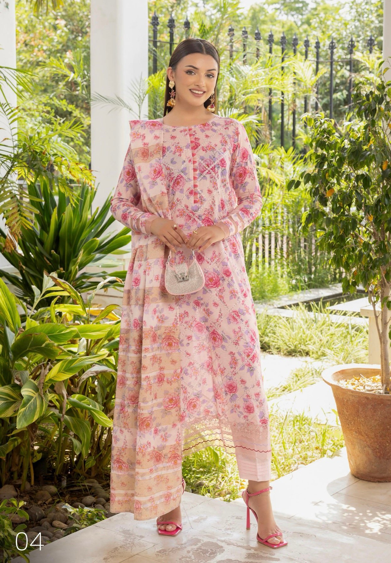 FAREENA by Gull Jee – UNSTITCHED 3 PIECE PREMIUM EMBROIDERED EDIT’25 – A04