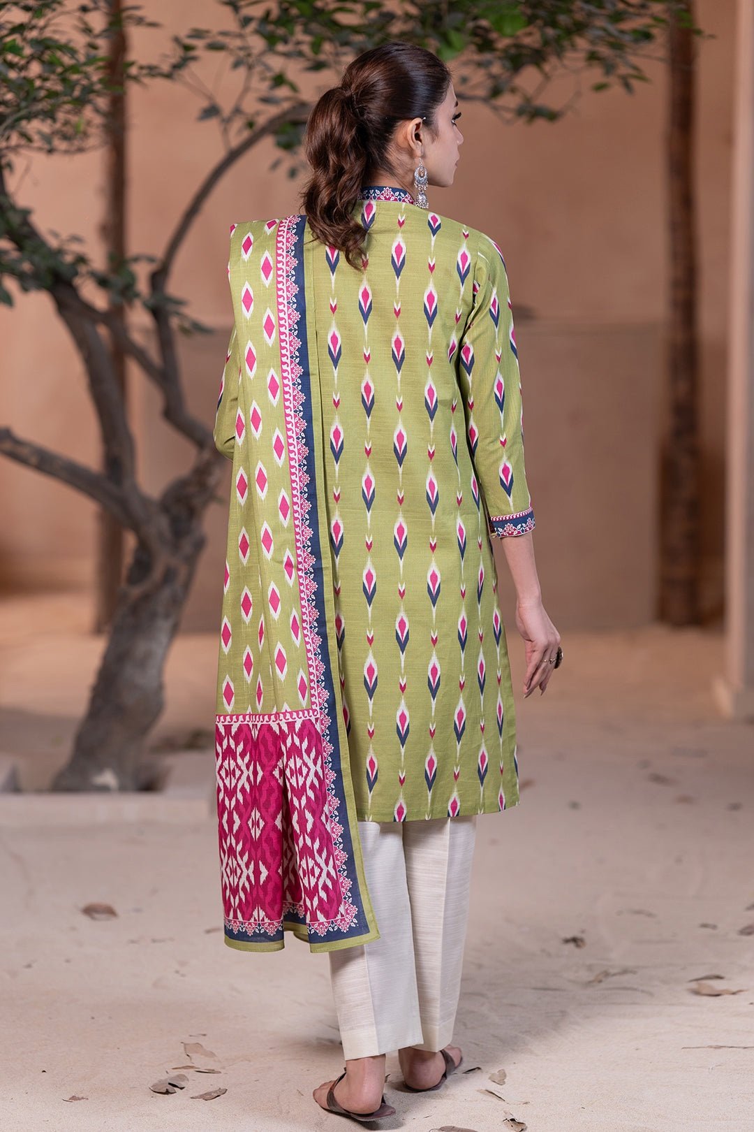 Zellbury Unstitched 2 Piece Printed Viscose Collection’2025 ( SHIRT DUPATTA)- D03 (WUW24X20553) - Image 2