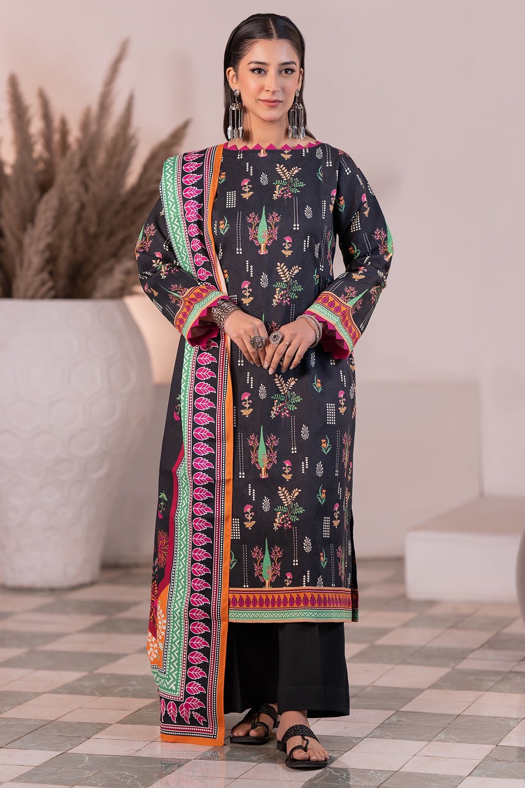 Zellbury Unstitched 2 Piece Printed Khaddar Collection’2025 ( SHIRT DUPATTA)- D06 (WUW24X20496)