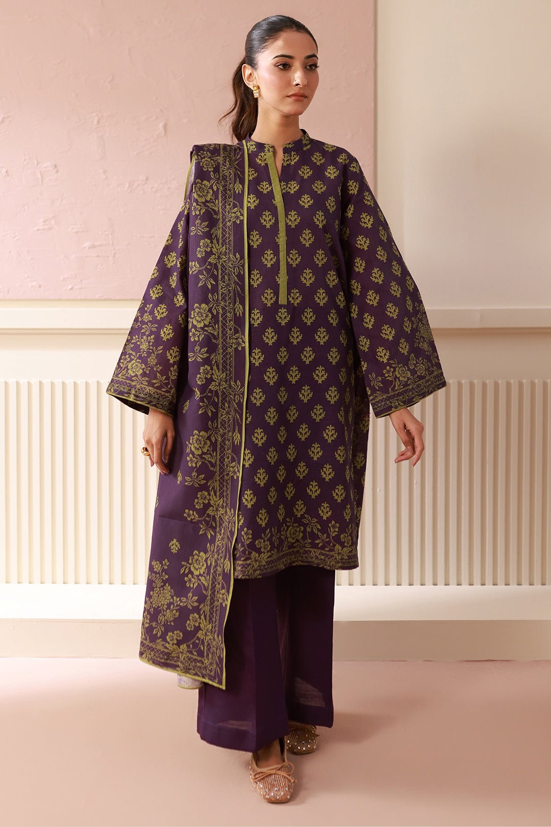 Zellbury Unstitched 2 Piece Printed Khaddar Collection’2025 ( SHIRT DUPATTA)- D08 (WUW24X20549)