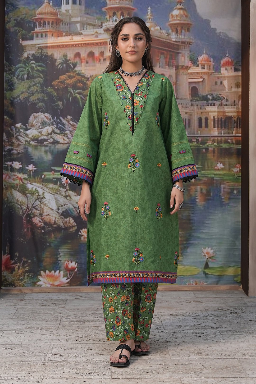 Zellbury Unstitched 2 Piece Embroidered Khaddar Collection’2025 ( SHIRT TROUSER)- D14 (WUW24E20440)